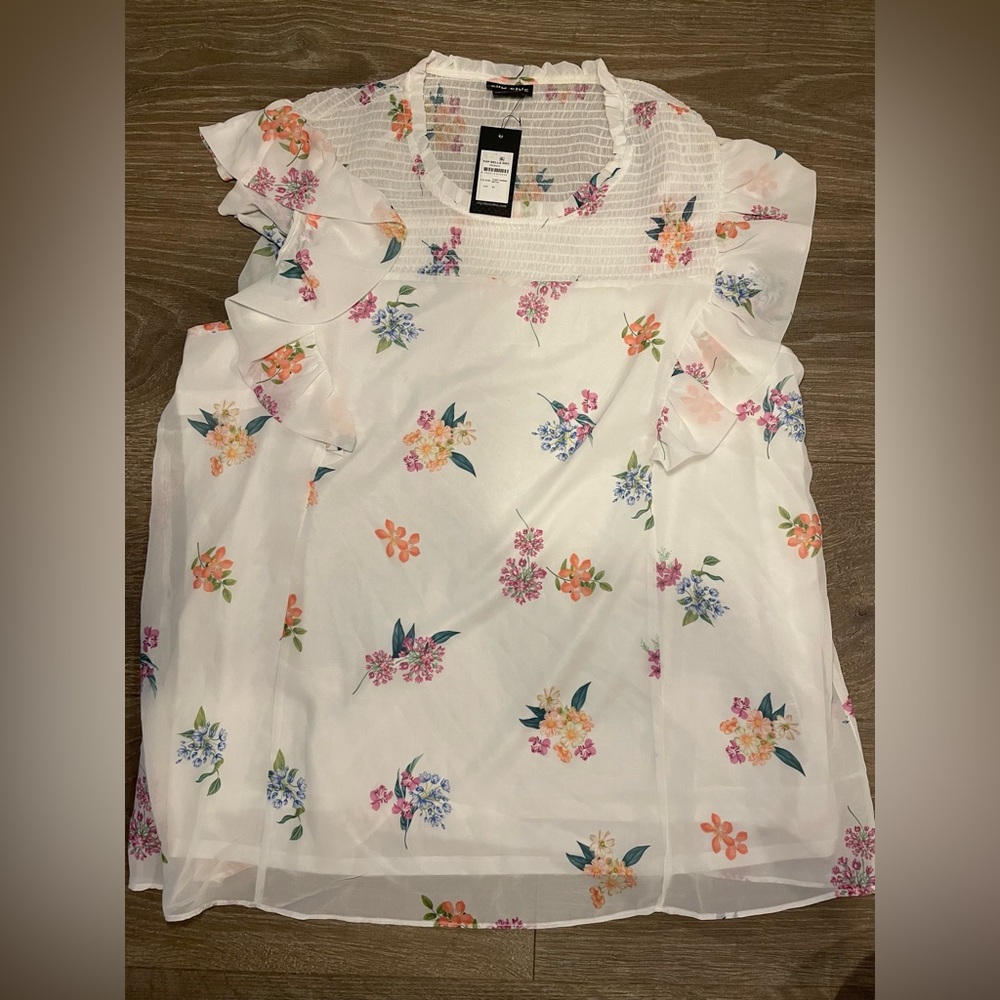 NWT City Chic Women's multi Blouse size XL White Floral